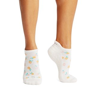 Bar Method x Tavi Grip Sock Peaches